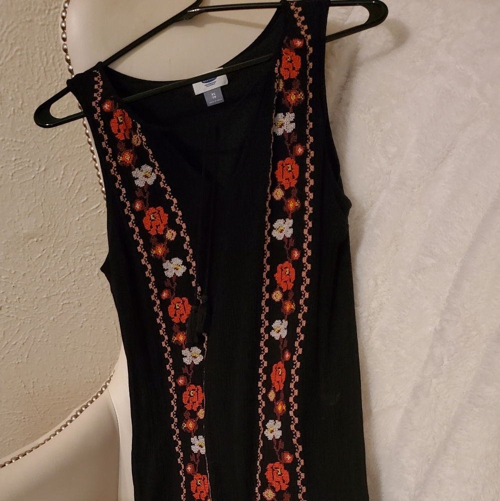 Embroidered gauze dress *NWOT* Old Navy XS